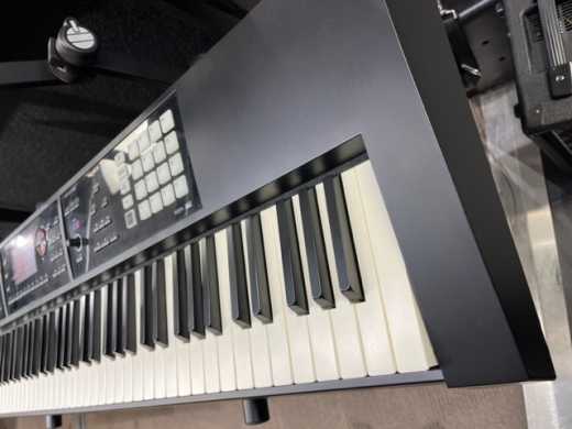 Gear Hunter | Roland - FA-08 88-Key Workstation